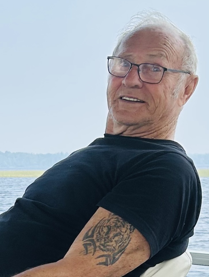 Malcolm  Wright